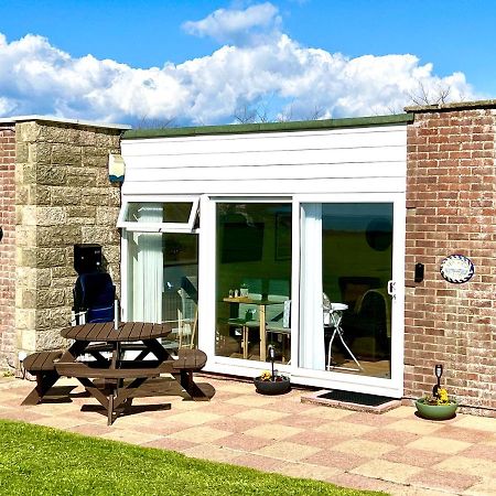 Seaview Self-Catering Coastal Bungalow In Rural West Wight เฟรชวอเตอร์ ภายนอก รูปภาพ
