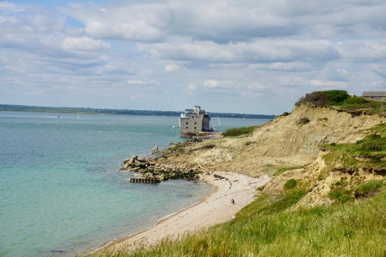 Seaview Self-Catering Coastal Bungalow In Rural West Wight เฟรชวอเตอร์ ภายนอก รูปภาพ